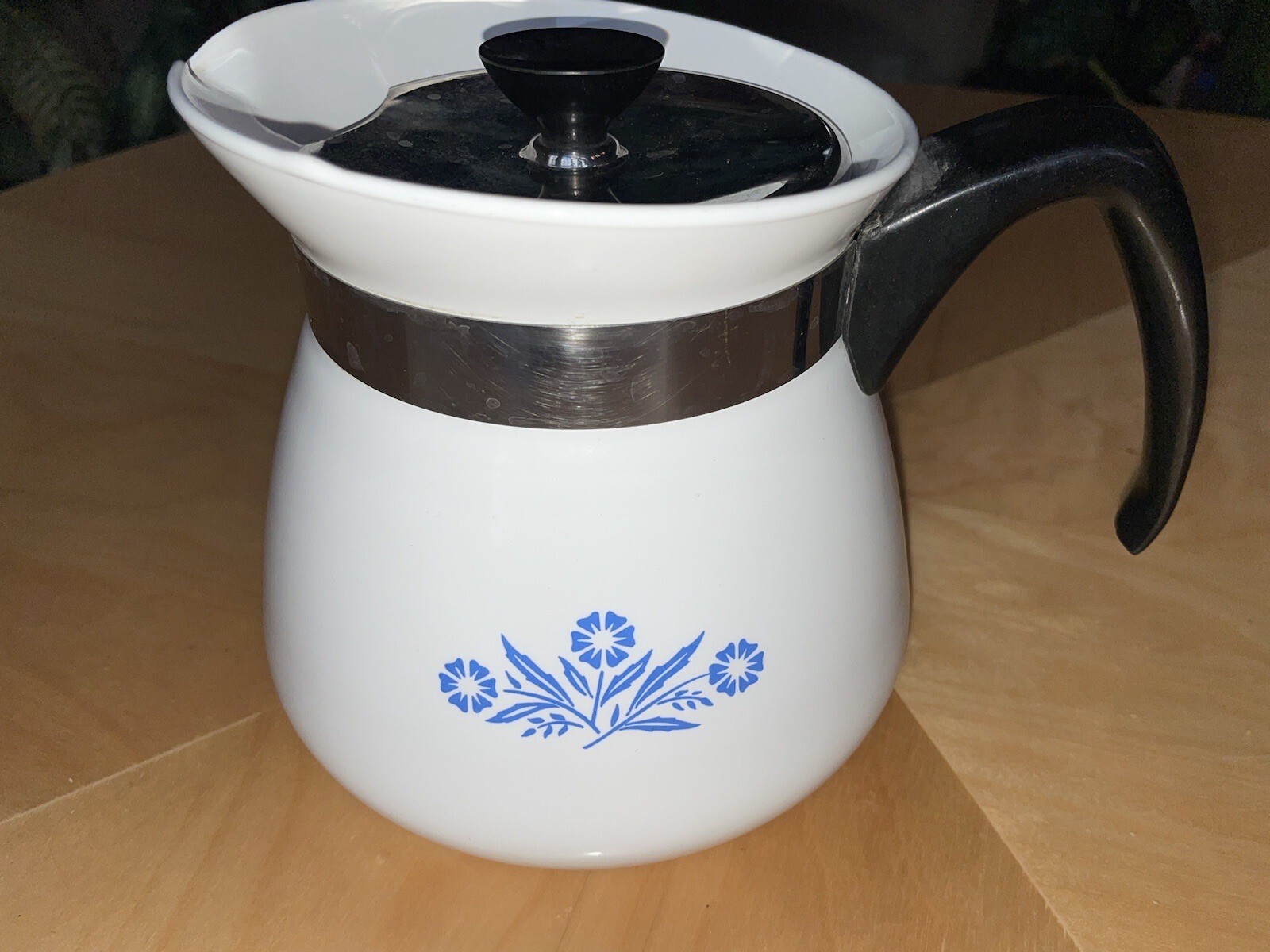 Corning Ware Coffee Teapot Cornflower Blue Kettle 2 QT 8 Cup With Metal