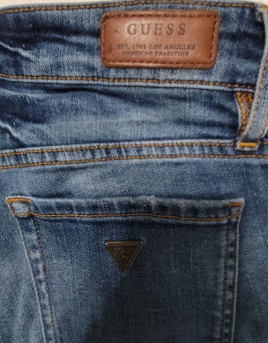 Guess Los Angeles 1981 Power Curvy Mid Jeans Size 26" Waist 32" length Free ship - Picture 6 of 8