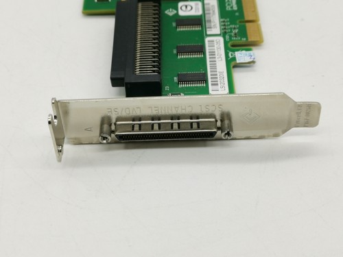 Low profile bracket LSI Logic SCSI LVD/SE Controller PCI Express x4 LSI20320IE - Picture 7 of 11