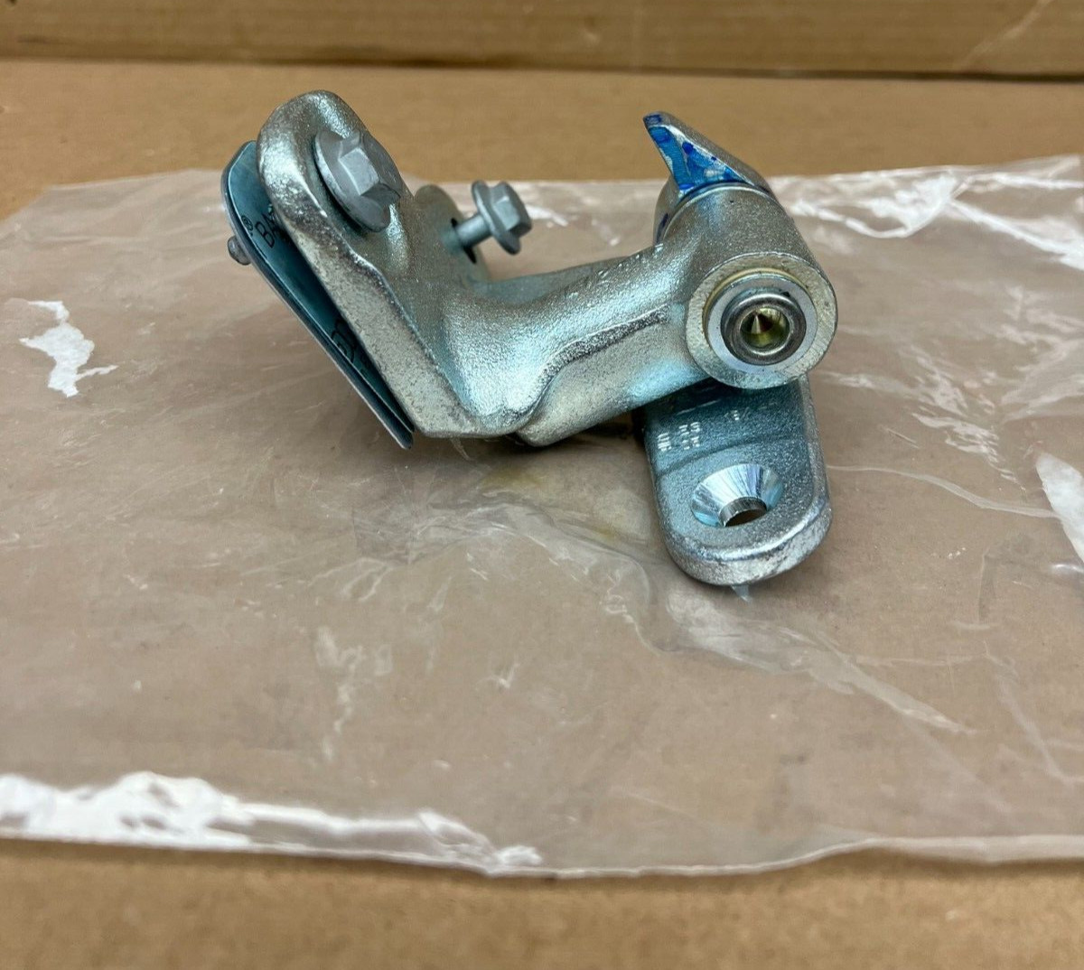 2014-2020 Mercedes-Benz Left Side Lower Hinge OEM 246-720-03-37 | eBay