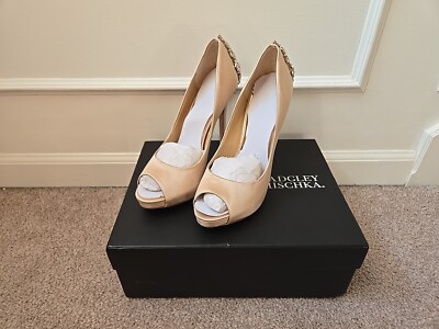 Badgley Mischka Kiara Women's Crystal Back Open Toe Pump Latte Sz 7.5 w/ Box Bag