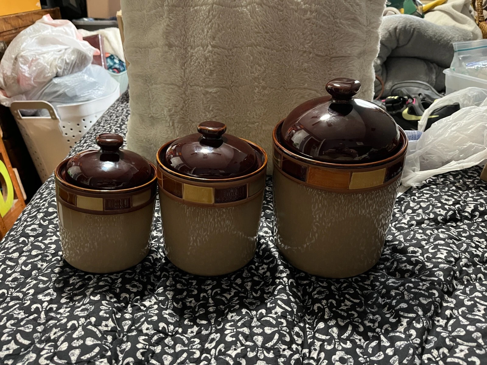 Gibson Elite 3pc Brown Beige Stoneware Kitchen Jar Set