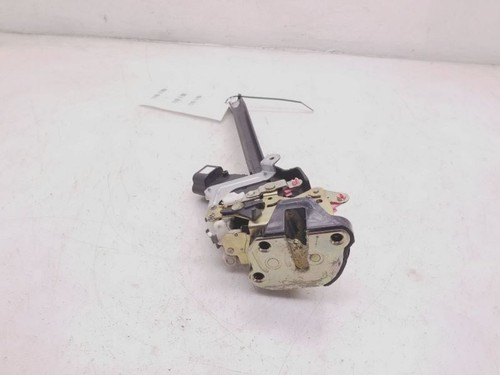 2001 TOYOTA COROLLA PASSENGER SIDE REAR DOOR LOCK ACTUATOR ASSEMBLY - Picture 8 of 12