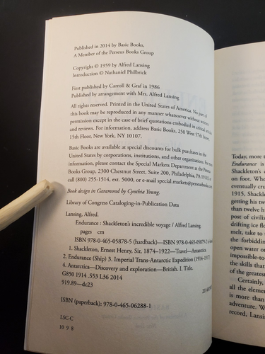 Endurance: Shackleton's Incredible Voyage - Alfred Lansing | 2015 PB - Picture 8 of 9