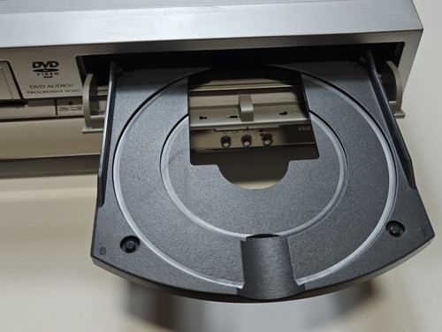 Panasonic VCR & DVD Player RECORDER DMR-E75VP VHS DVD-R Transfer Tested! REMOTE - Picture 3 of 18