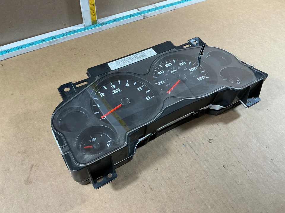 Cuadro de instrumentos velocímetro GMC Sierra 1500 2007-2013 20895743 Foto 4 de 4