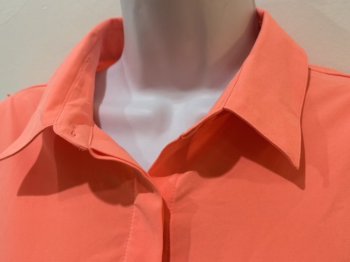 Athleta Urbanite II Canotta Elasticizzata Sunny Coral Taglia Med. Senza maniche con bottoni NUOVO - Foto 3 di 19