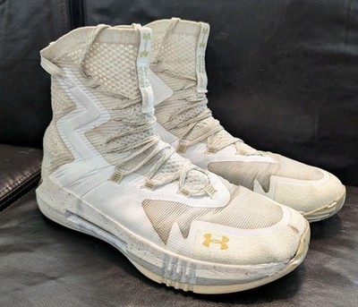 Under Armour Highlight Ace 2.0 White Metallic Gold Volleyball Shoes Women s 10