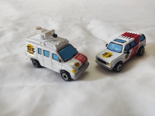 1994 Galoob Micro Machines - TV3 Action News Team Set Van And Explorer - Picture 1 of 2