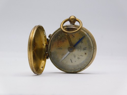 VINTAGE FRENCH BRASS POCKET COMPASS WITH TRANSIT LOCK - 第 1/4 張圖片