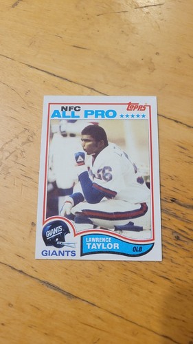 1982 Topps Lawrence Taylor #434 NFC All Pro Rookie Card RC HOF presque comme neuf