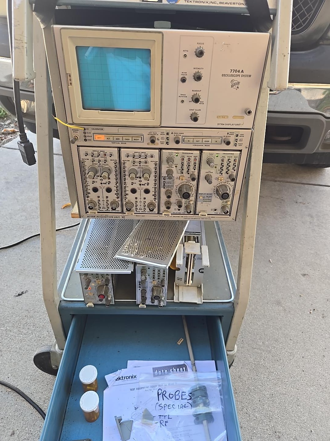 Vtg Tektronix 7704A Oscilloscope System 2x 7A12 7B85 7B80 Scope Cart W Extras