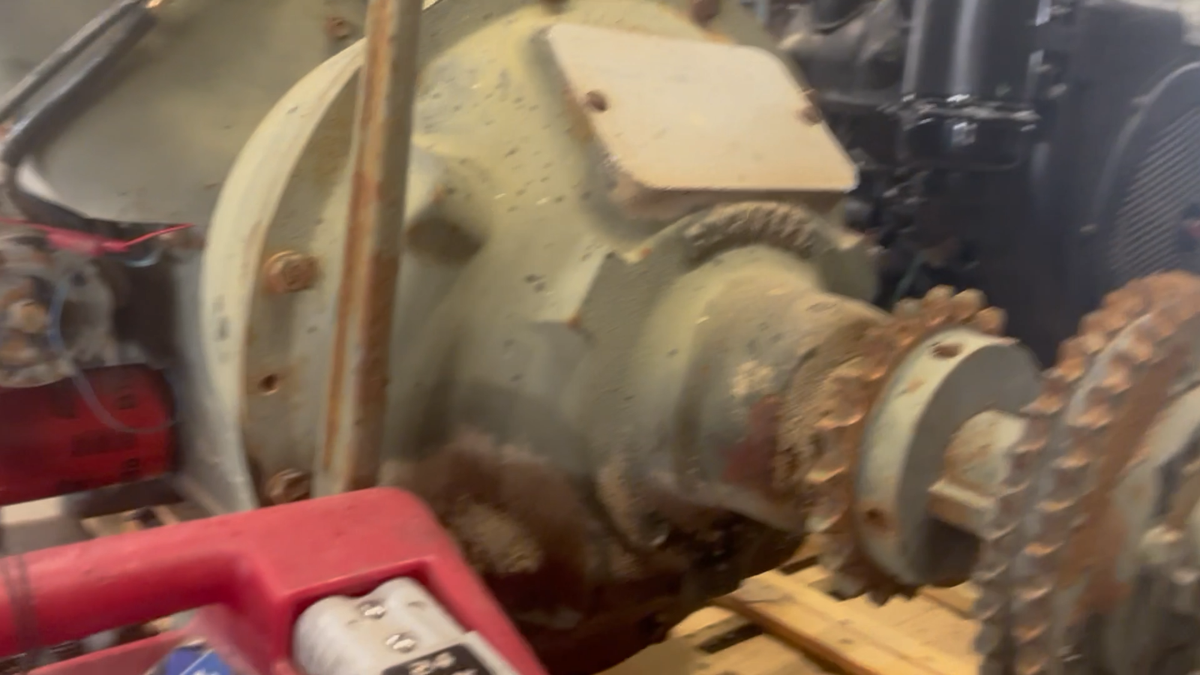 Wisconsin V465D Engine Stump Grinder Chipper Running Engine