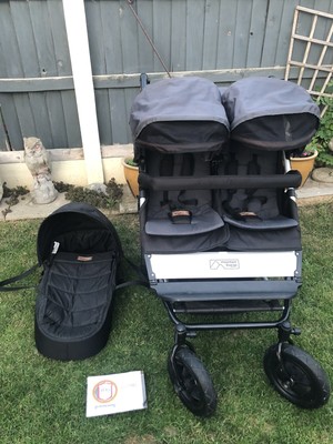 mountain buggy duet v2