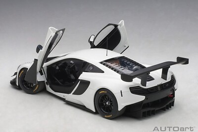 Finished product AUTOart 1/18 McLaren 650S GT3 White from