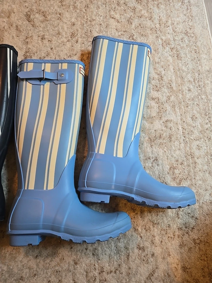 Lote de 2 botas de lluvia altas Hunter Garden a rayas Forget Me Not azules blancas para mujer 8 Foto 4 de 4