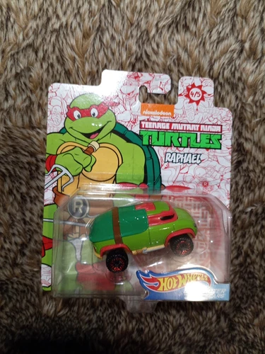 Hot Wheels Character Car Teenage Mutant Ninja Turtles Raphael 4/5 