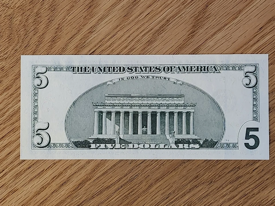 1999 $5 UNC/GEM "STAR NOTE" CHICAGO DISTRICT BG02759445* 2 OF 3 CONS SER NUM - Image 2 of 4