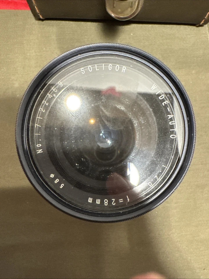 Soligor Wide-Auto 28mm Wide Angle Prime Lens Vintage - Image 2 of 4