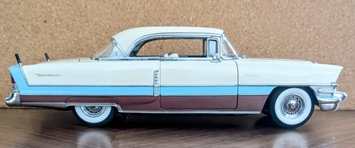 1:24 1956 Packard Caribbean Hardtop (Danbury Mint) TARRIFF FREE! - Picture 9 of 21