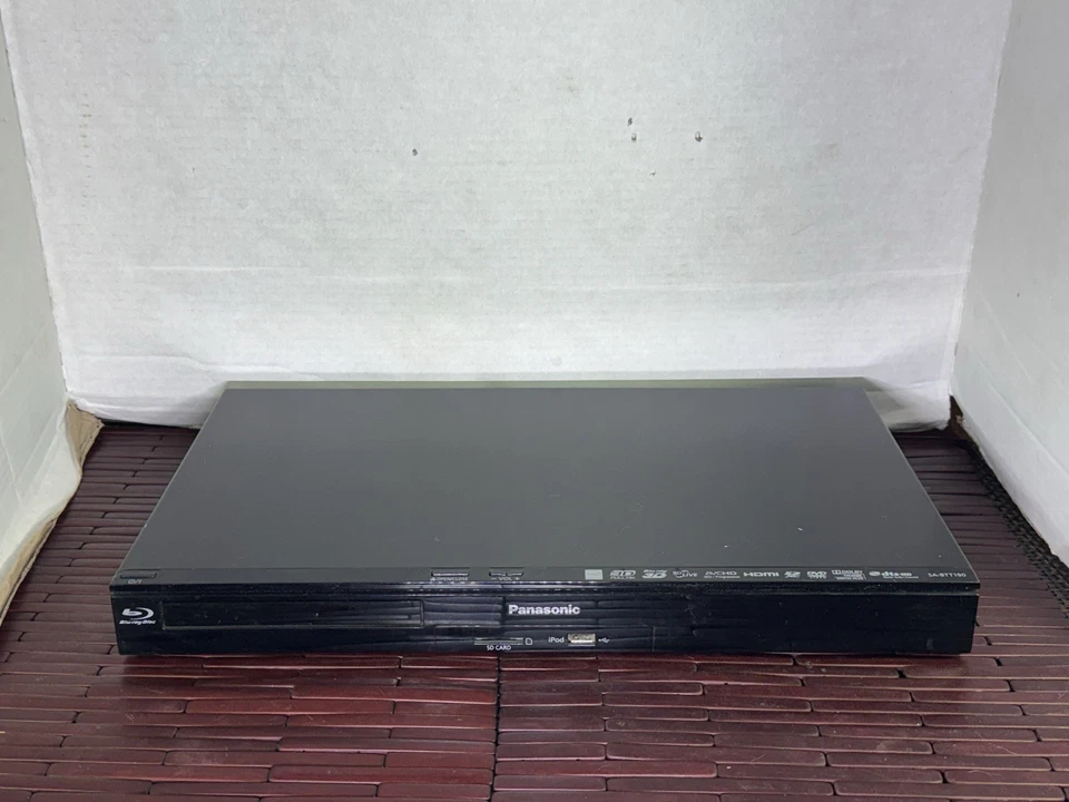 Sistema de cine en casa Panasonic SA-BTT190 Blu-Ray + 4 altavoces/sub - sin control remoto Foto 4 de 4