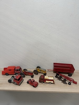 Vintage Lot Hubley Kiddie Toy Trucks, Tractors & Other Metals Toys