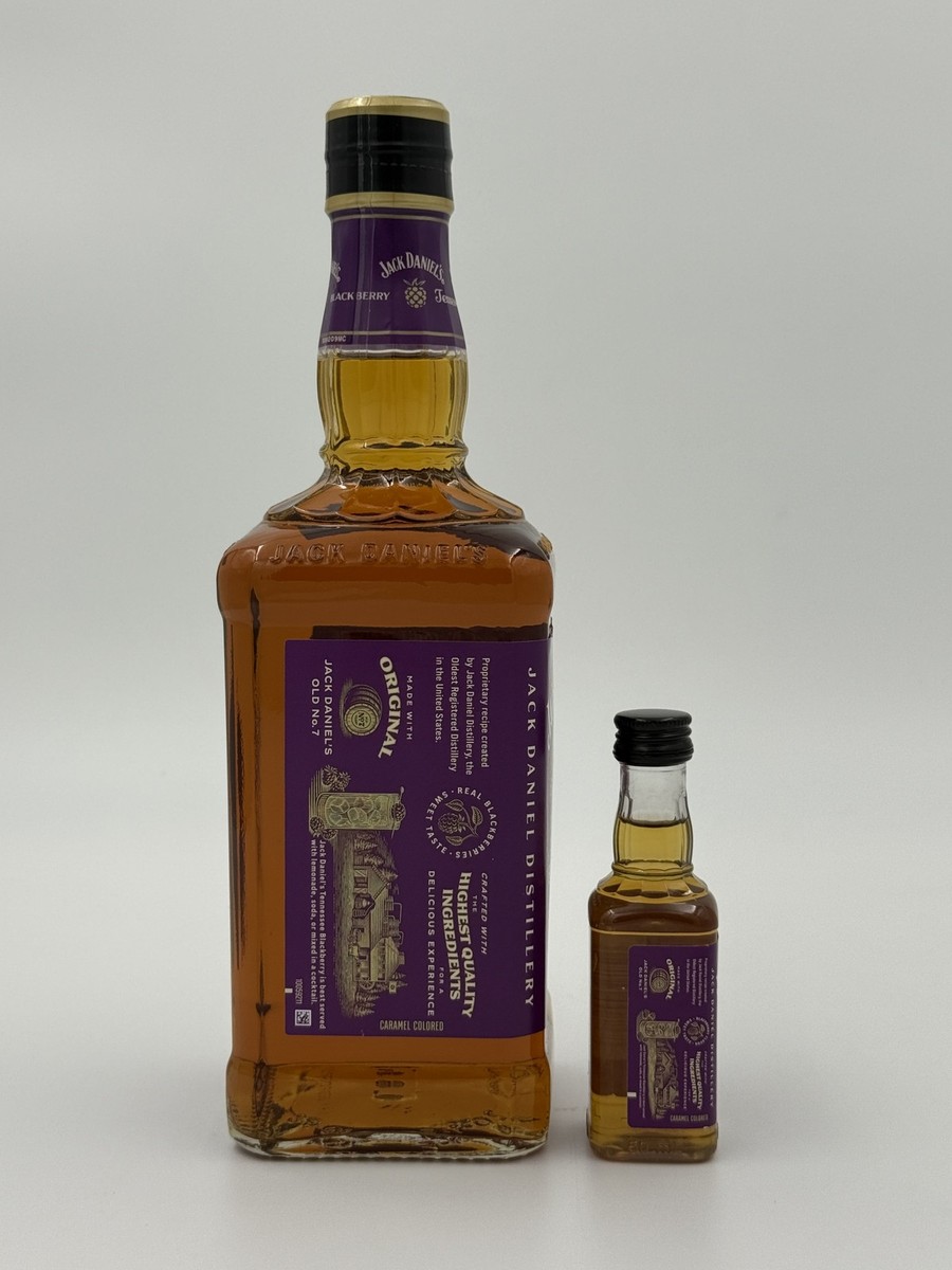 Jack Daniels Tennessee Blackberry Liqueur, Blended Whiskey 750ml