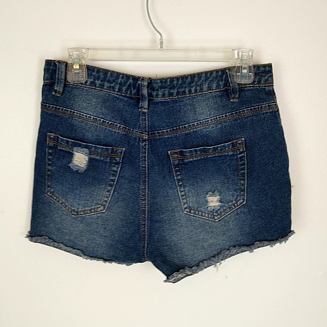 ChiQle Womens sz M Jean Shorts Med Wash Faded Distressed