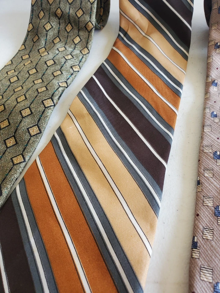 Lote Mixto De 3 Corbatas Para Hombre Antonia - De Colección Jcpenney - F. Edwards Rayas Bronceadas Foto 3 de 4