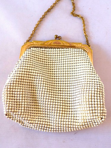 Vintage Whiting And Davis Mesh Purse White Gold Retro Kiss Lock 1950s - Picture 2 of 7