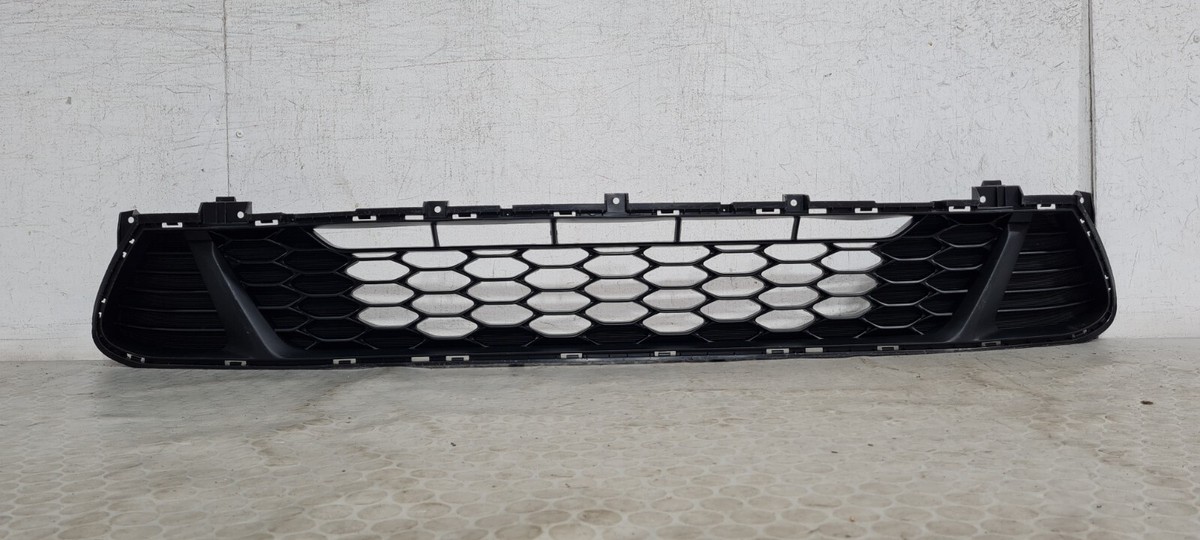 GENUINE KIA CEED 2018 2019 2020 FRONT BUMPER LOWER GRILL P/N