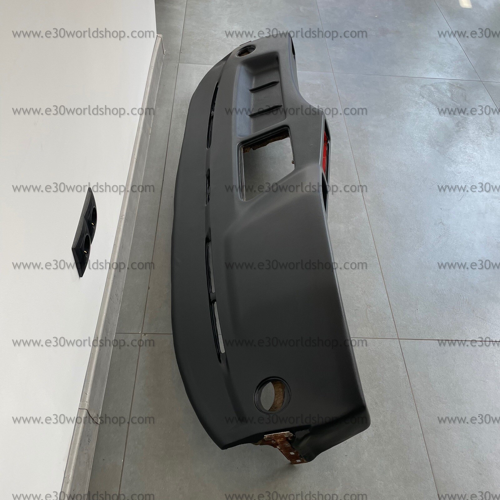 BMW 5 Series E28 Crack OEM Vinyl Dash for sale online | eBay