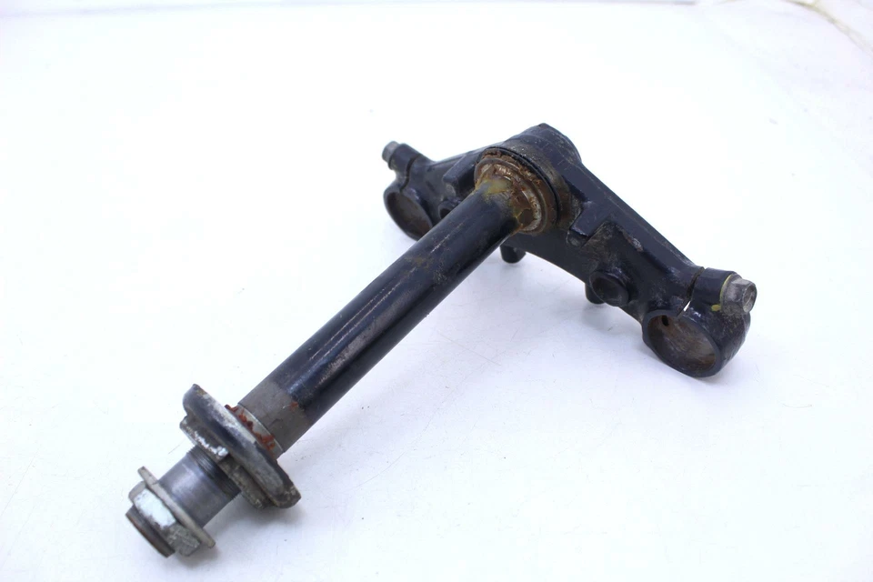 Honda CB650C 1980 OEM HORQUILLA DELANTERA ABRAZADERA INFERIOR TRIPLE ÁRBOL VÁSTAGO R4.BX7 Foto 4 de 4