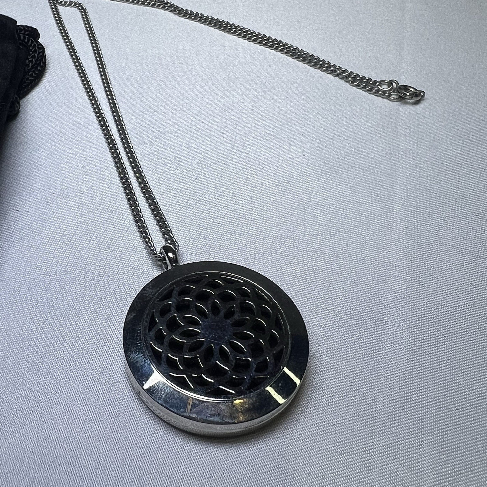 Diffuser Necklace, Round Diffuser Necklace, Filig… - image 2