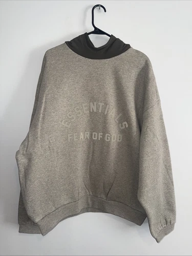 Felpa con cappuccio Fear Of God Essentials in pile nylon nuova con etichette "Dark Heather Oat Ink" taglia XL