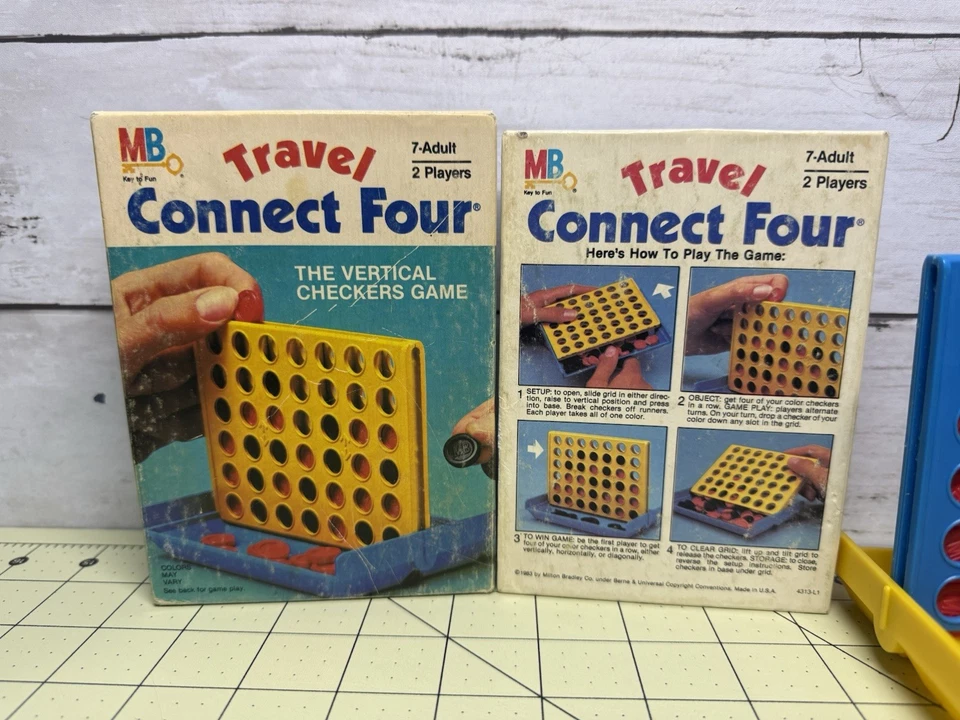 Vintage 1983 Milton Bradley Travel Connect Four Game Complete - Image 3 of 4