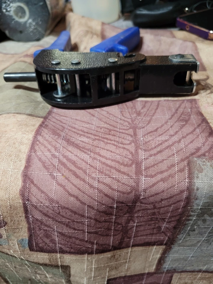 Anclaje de pared hueco de alta resistencia Foto 3 de 4