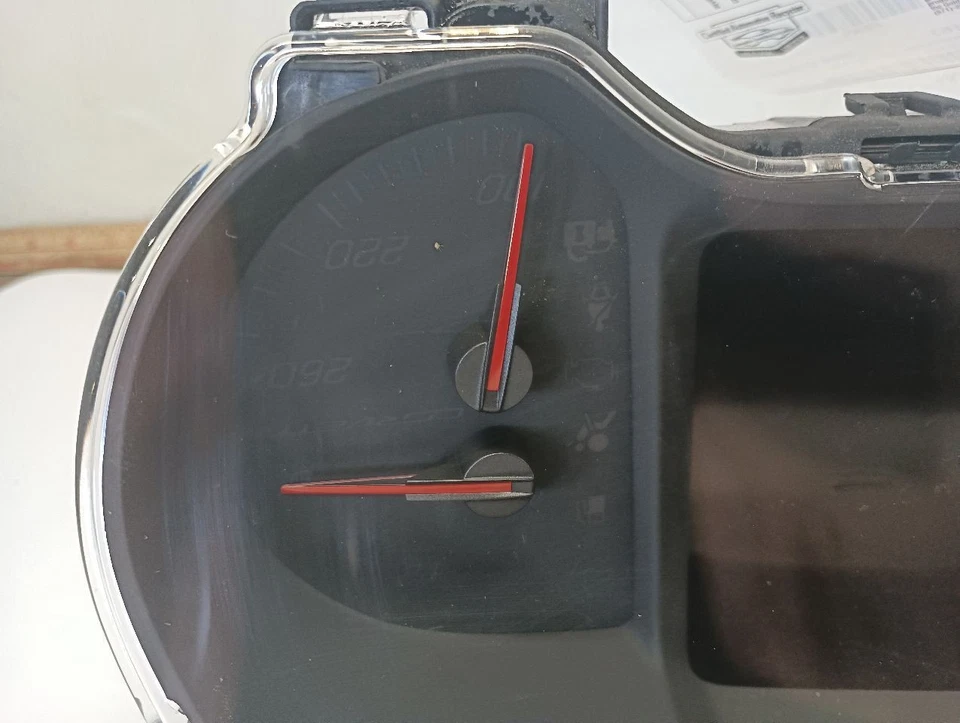 Velocímetro MPH de Chevrolet Corvette 12138216 2015 Foto 2 de 4