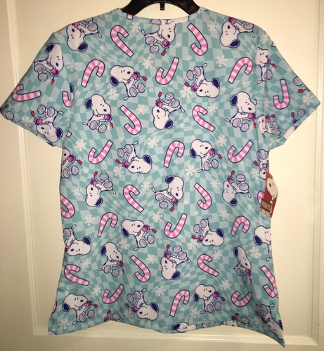 NWT PEANUTS CHRISTMAS SNOOPY WOMENS SCRUB TOP Shirt CANDY CANES Sizes M Or L - Picture 7 of 9