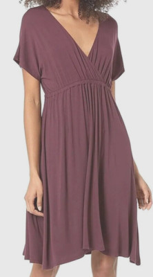 Amazon Essentials Women's Surplice Dress,  Burgundy XS - New with tags  SS