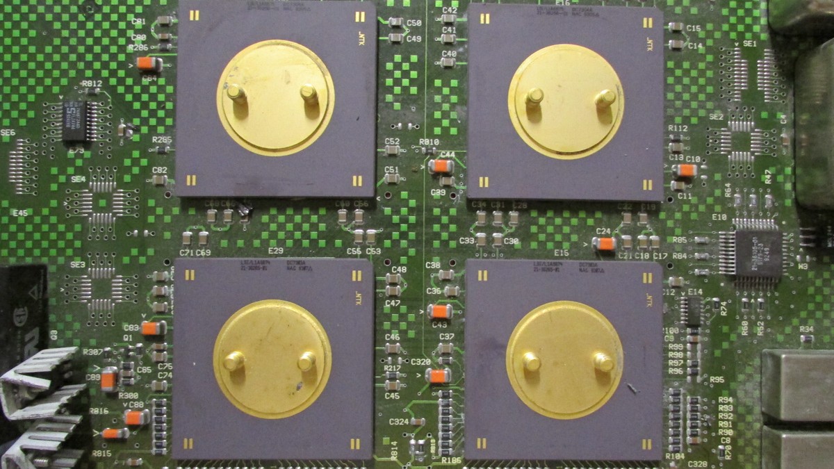 Rare Vintage DEC Digital E2044-AA Gold Alpha CPU/Processor Board