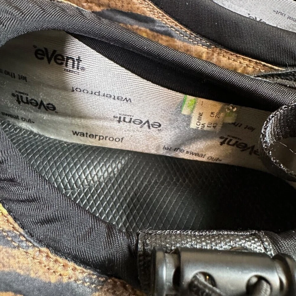 Mocassim de pimenta Suicoke x Moncler marrom camuflado Apres sapato de esqui masculino UE 43 - Imagem 4 de 4