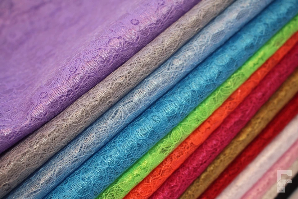 Blumen Spitze Stoff Verkauft für Meter Leicht mit Einem Glanz Großartig Wert - Bild 2 von 4