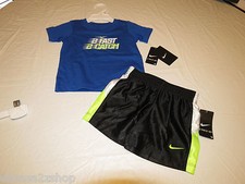 Boy's baby youth T shirt active shorts Nike set outfit 661851-023 Black 12M mnth