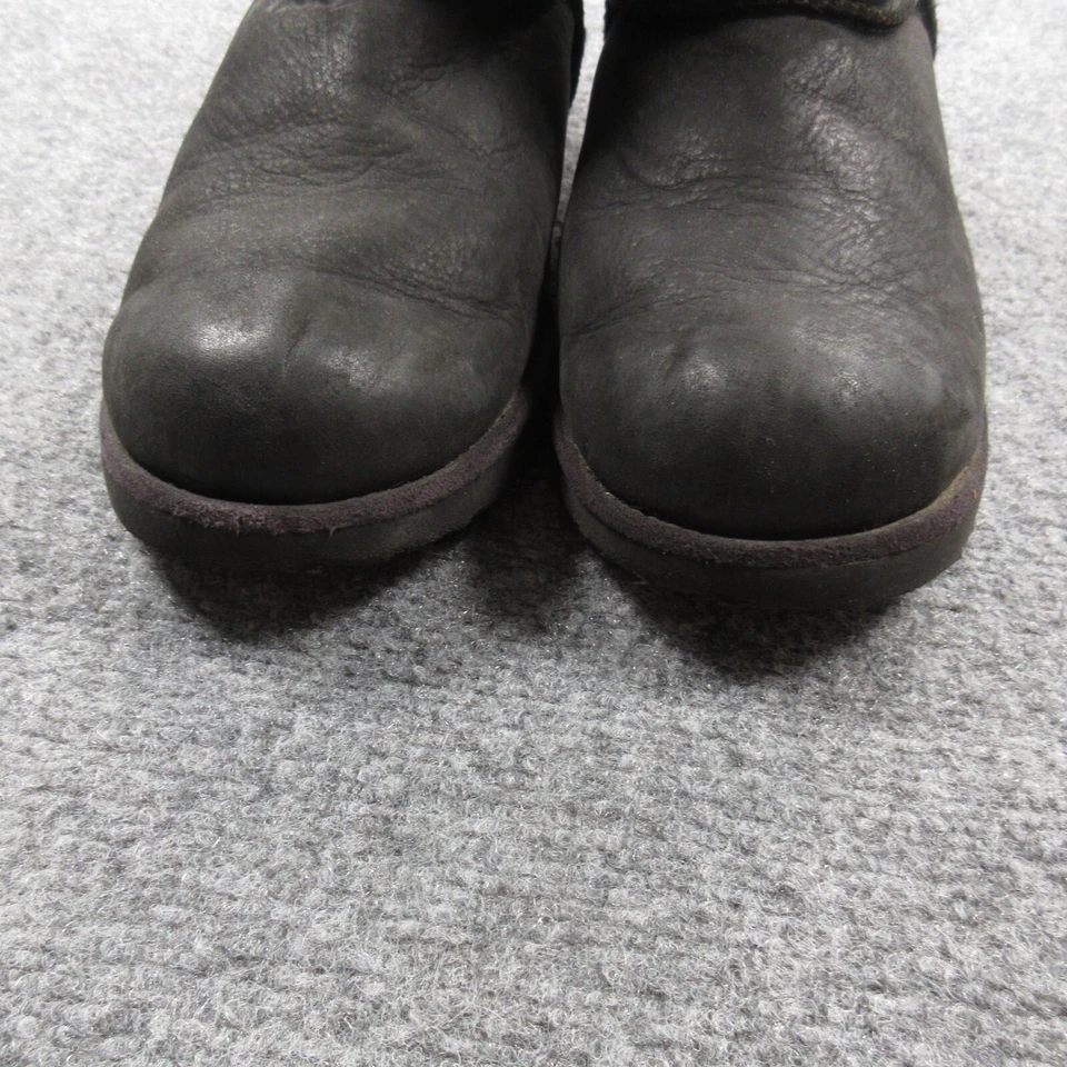 UGG Classic Short II Kids Boots Sz 6 Black Sheepskin Lined Waterproof 1019646K - Изображение 4 из 4