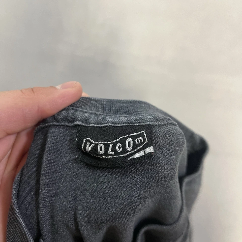 Vintage Y2K Volcom Shirt Men’s Size Large Gray Skater Grunge Graphic Print Tee - Image 3 of 4
