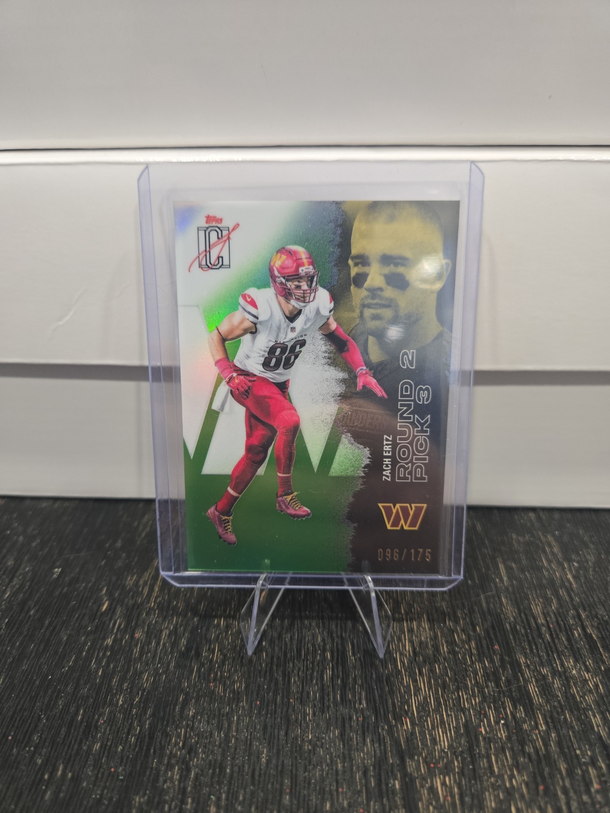 Topps 2025 Signature Class Zach Ertz Commanders #100 Lime Green /175