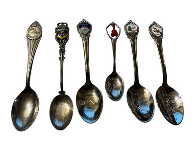 Collectors Spoons, Set of 6 ! S2-642