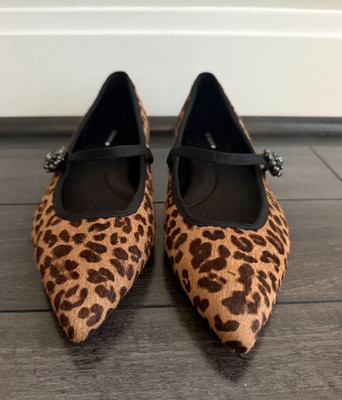 BIRDIES NWOB $195 Animal Print Calf Hair GOLFINCH Mary Jane Flats Shoes Sz 9