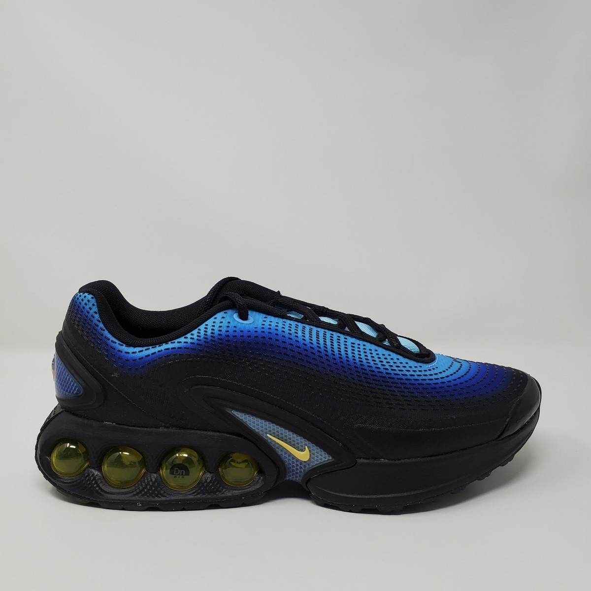 Nike Air Max DN SE Sky Blue Men (13) Retail $190 Size 10 - Nike Air Max DN SE Sky Blue Chamois for sale  main image 4